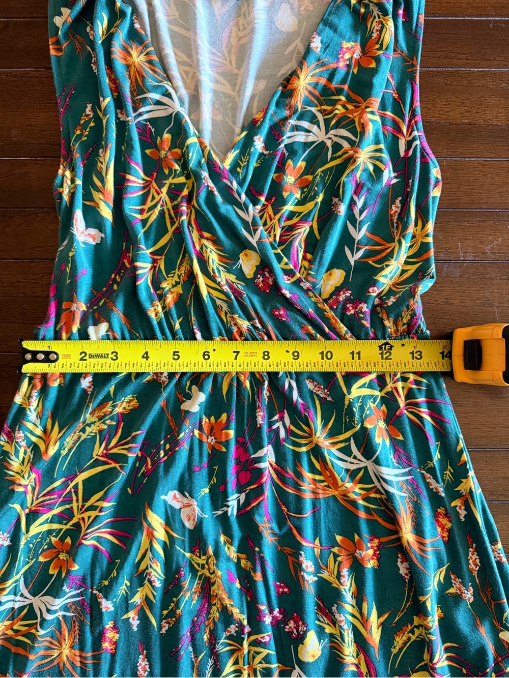 ModCloth Medium Green Tropical Floral Leaf Faux Wrap Dress Sleeveless Tie Waist - Picture 12 of 12